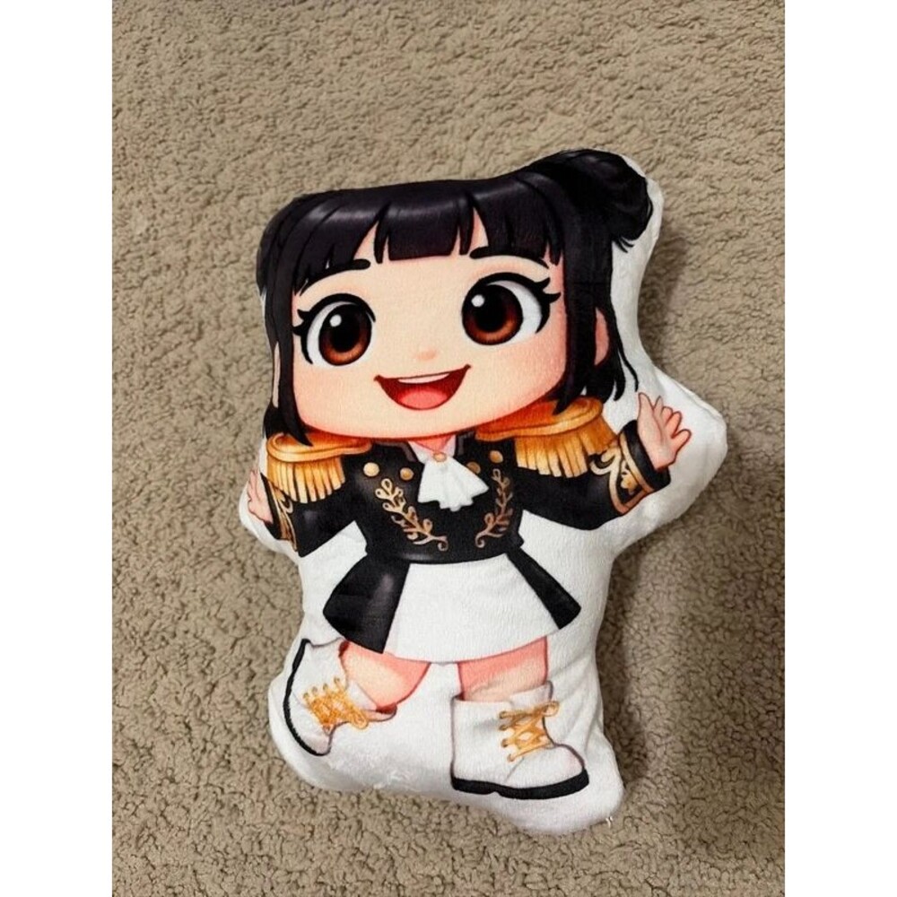 K pop Demon hunters, Zoe pillow